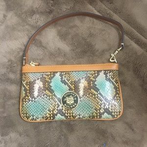 Dooney & Bourke wristlet